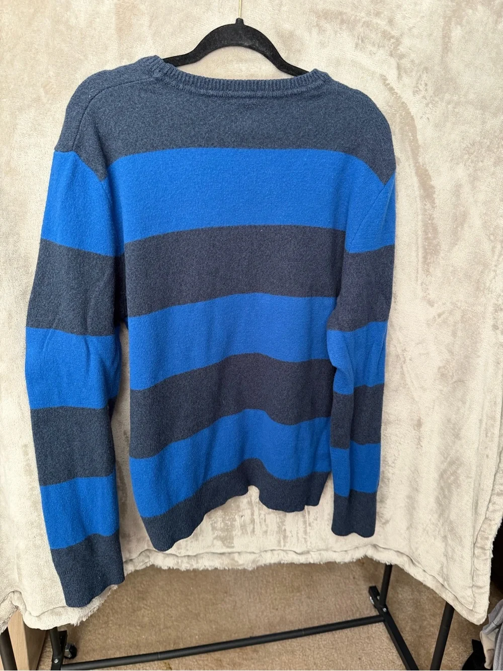 GAP Men’s Royal Blue and Charcoal Striped Crewneck Sweater